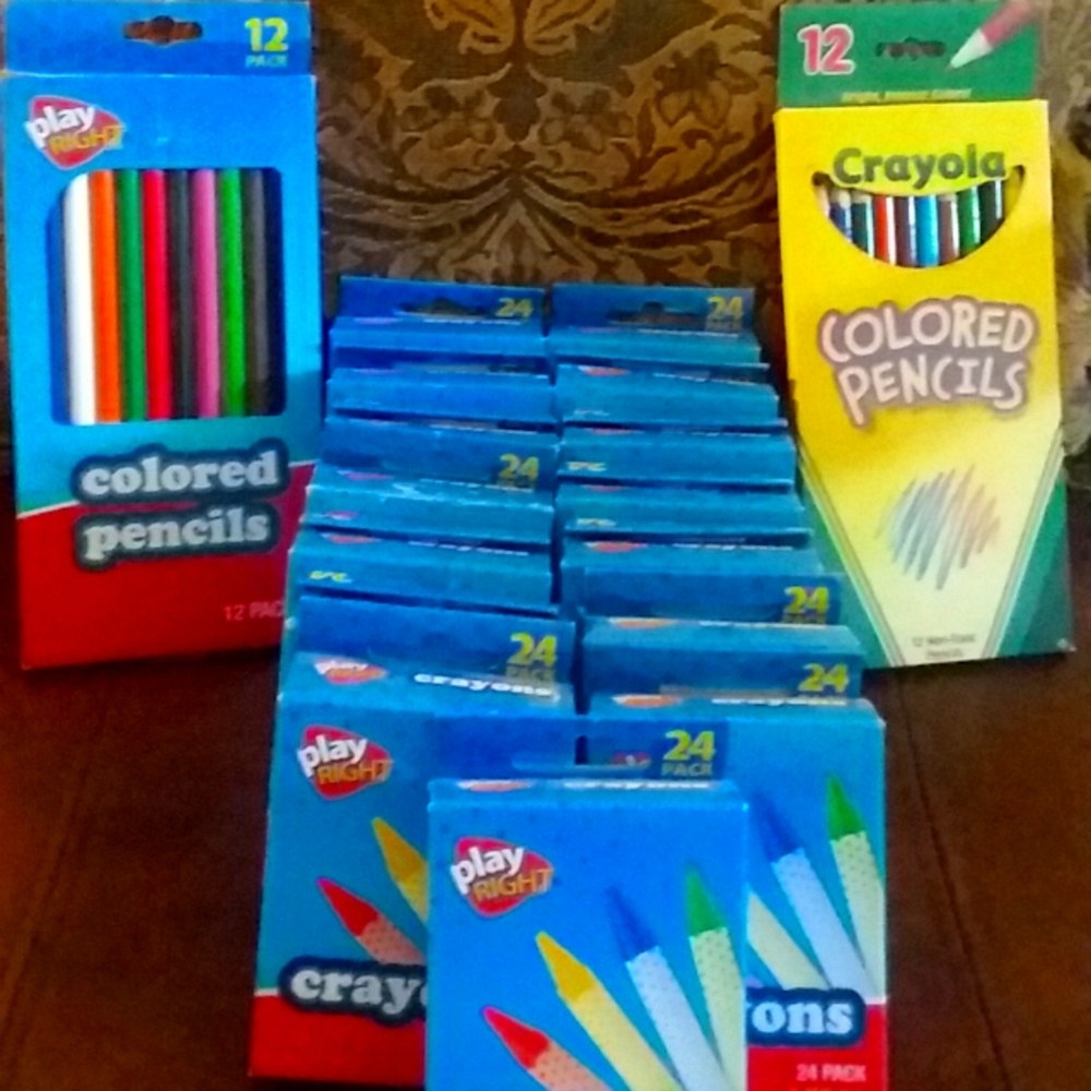 Play Right Crayons ☆ 1-12pk colored pencils 1-12pk Crayola Colored Pen